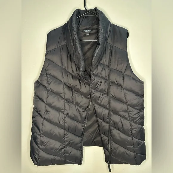 SOLD | Nicole Miller Asymmetrical Black Quilted Vest w/ Pockets Women’s XXL Plus - Picture 3 of 8